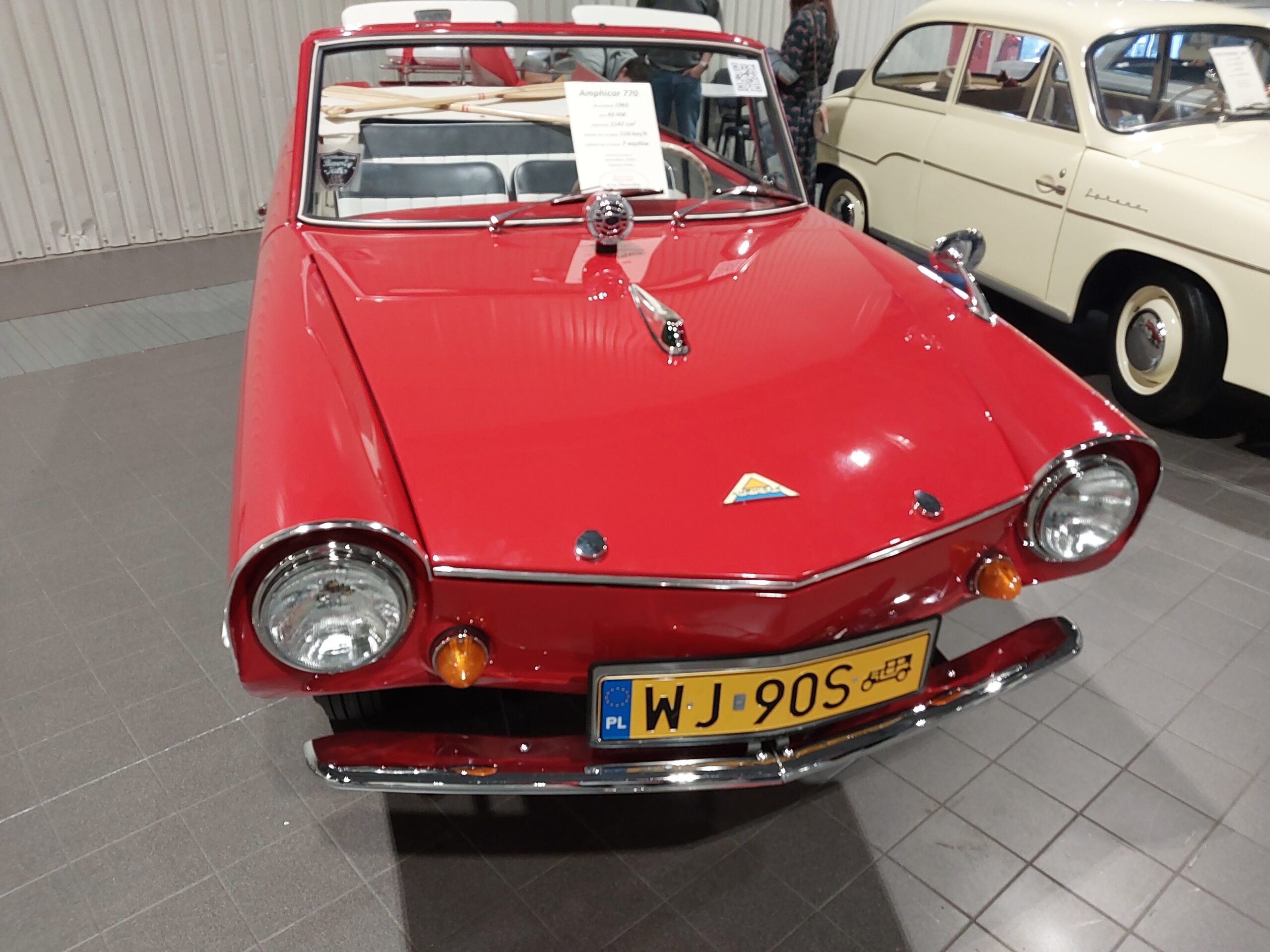 Rekreacyjny niewypał amfibijny czyli Amphicar 770